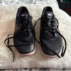 Nike Metcon 4 Women's Black and Pink